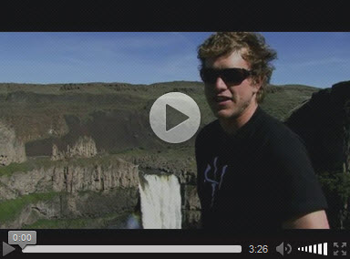 Tyler_Bradt_Highest_waterfall_in_a_kayak_189ft_(World_Record-1